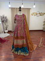 Load image into Gallery viewer, Farah Talib Aziz- Farheen Angarkha | FTA-FA-092