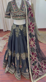 Load and play video in Gallery viewer, Mohsin Naveed Ranjha - Qawwali Night | MNR-Qawwali-951