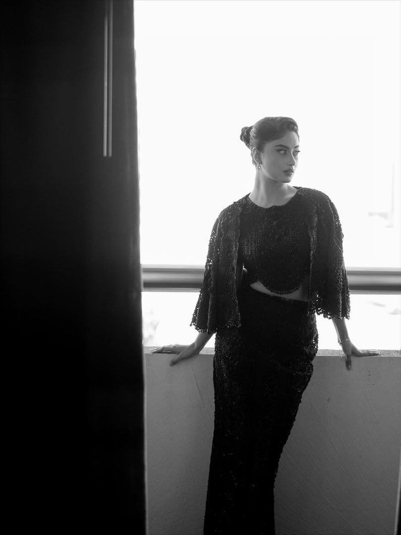 Shehla Chatoor | SC-Bla-040